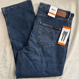 Calvin Klein Jeans Relaxed Fit in Dark Blue